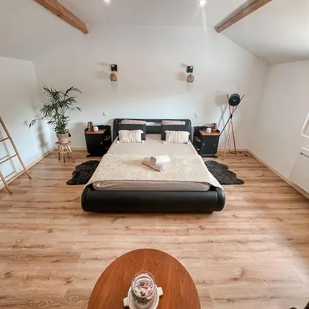 Le Cocon ,le Clos De Nature Et Calme 아파트 Fremicourt